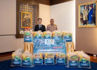 บีเจซี–บิ๊กซี ส่งน้ำใจสู่ภาคใต้ มอบถุงยังชีพผ่านกองทัพเรือ ช่วยผู้ประสบอุทกภัยอย่างเร่งด่วน